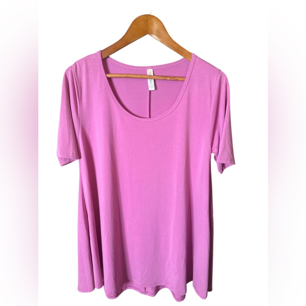 LULAROE NWT Pink Women's Top